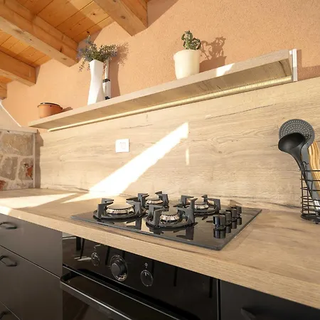 Sunlit Shores With Pool, Gym And Sauna - Three Bedroom With Pool Villa Jelsa (Hvar)
