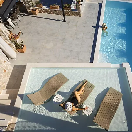 Sunlit Shores With Pool, Gym And Sauna - Three Bedroom With Pool Jelsa (Hvar)