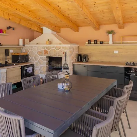 Sunlit Shores With Pool, Gym And Sauna - Three Bedroom With Pool Villa *