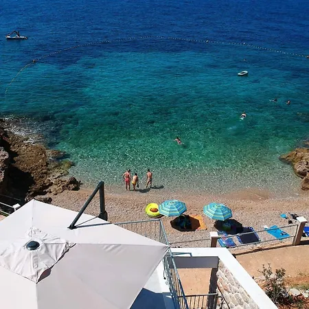 Sunlit Shores With Pool, Gym And Sauna - Three Bedroom With Pool Villa *